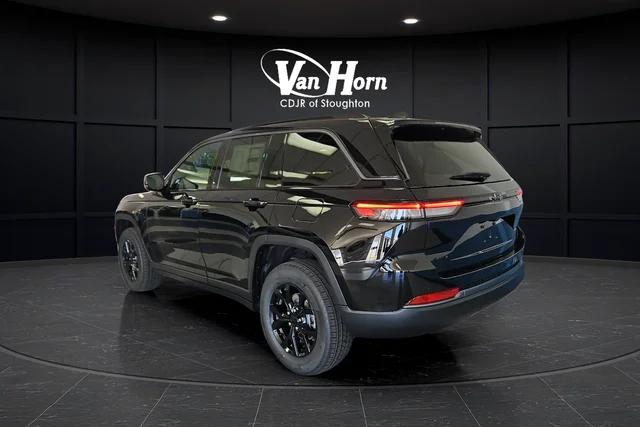 2026 Jeep Grand Cherokee Altitude 4x4