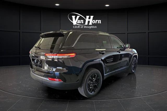 2026 Jeep Grand Cherokee Altitude 4x4