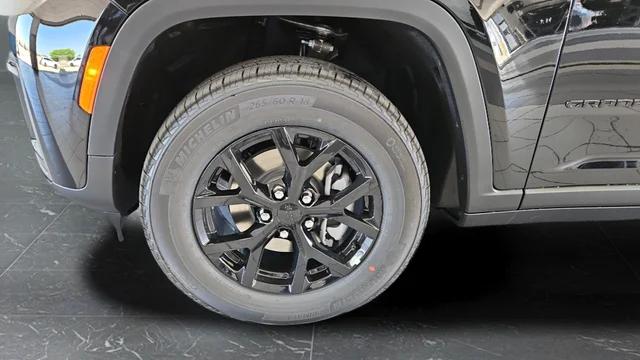 2026 Jeep Grand Cherokee Altitude 4x4