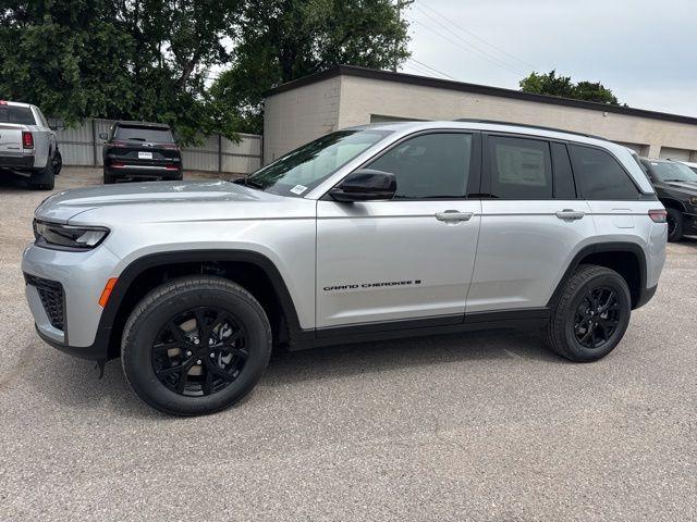 2026 Jeep Grand Cherokee GRAND CHEROKEE LAREDO ALTITUDE 4X2