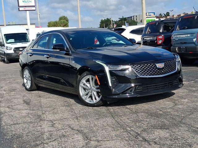 2022 Cadillac CT4 Luxury for sale in Hialeah, FL