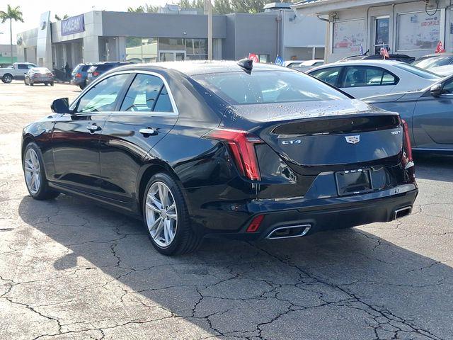 2022 Cadillac CT4 Luxury