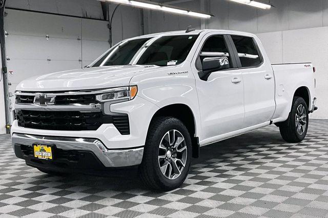 2023 Chevrolet Silverado 1500 4WD Crew Cab Standard Bed LT