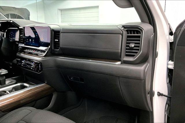 2023 Chevrolet Silverado 1500 4WD Crew Cab Standard Bed LT