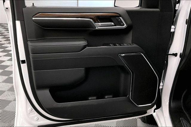 2023 Chevrolet Silverado 1500 4WD Crew Cab Standard Bed LT