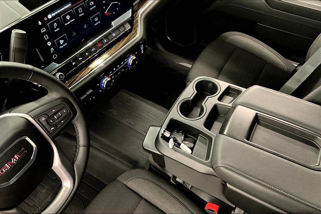 2025 GMC Sierra 1500 4WD Crew Cab Standard Box SLE