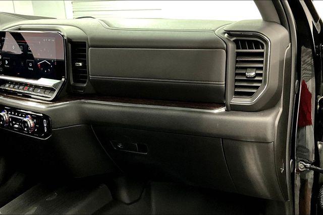 2025 GMC Sierra 1500 4WD Crew Cab Standard Box SLE