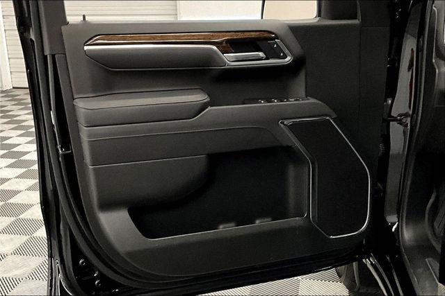 2025 GMC Sierra 1500 4WD Crew Cab Standard Box SLE
