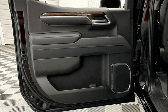 2025 GMC Sierra 1500 4WD Crew Cab Standard Box SLE