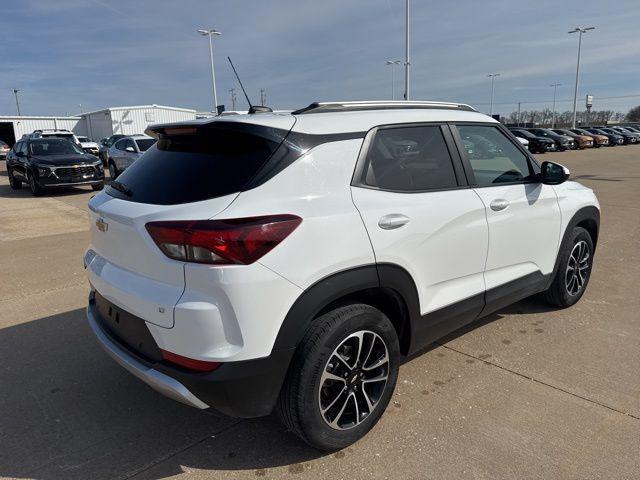 2024 Chevrolet TrailBlazer FWD LT