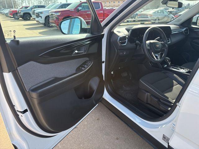 2024 Chevrolet TrailBlazer FWD LT
