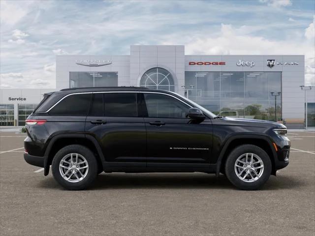 2026 Jeep Grand Cherokee Altitude 4x2