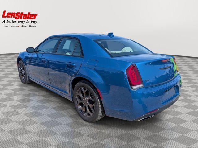 2023 Chrysler 300 Touring L AWD