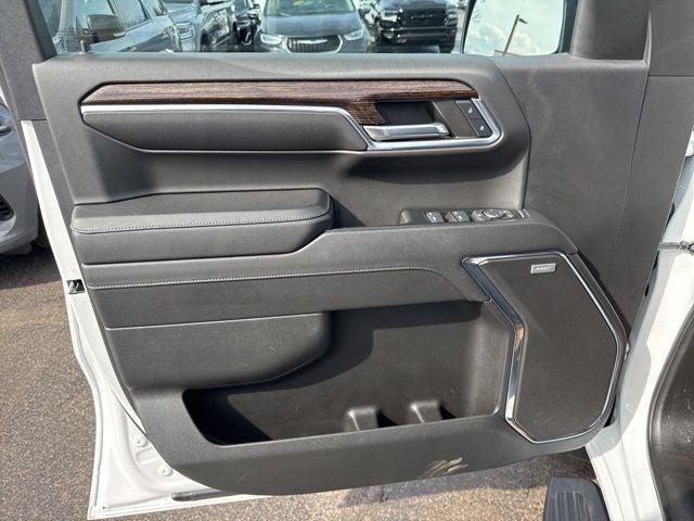 2024 GMC Sierra 1500 4WD Crew Cab Standard Box Elevation
