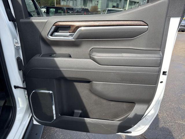2024 GMC Sierra 1500 4WD Crew Cab Standard Box Elevation