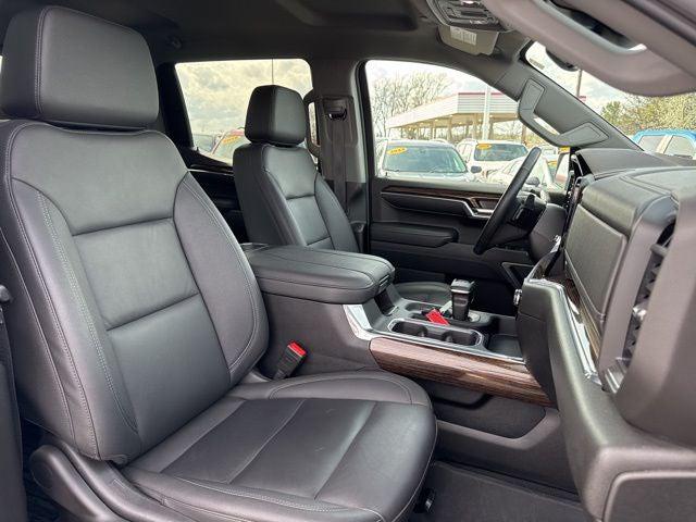 2024 GMC Sierra 1500 4WD Crew Cab Standard Box Elevation
