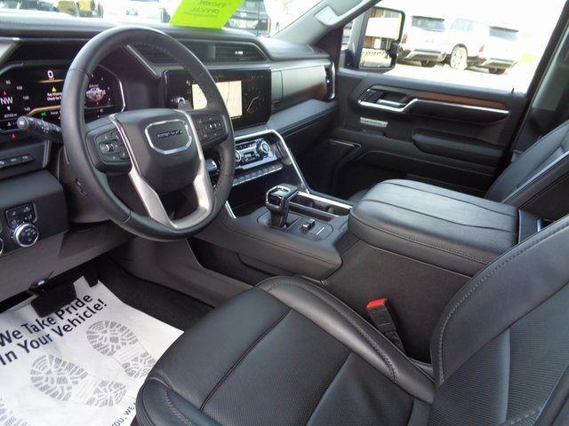 2024 GMC Sierra 1500 4WD Crew Cab Short Box Denali