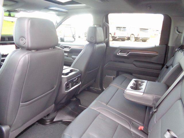 2024 GMC Sierra 1500 4WD Crew Cab Short Box Denali