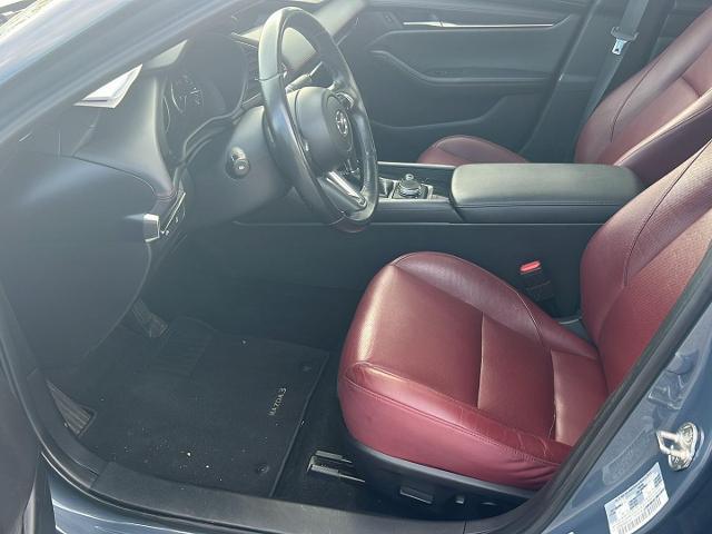 2024 Mazda Mazda3 2.5 S Carbon Edition