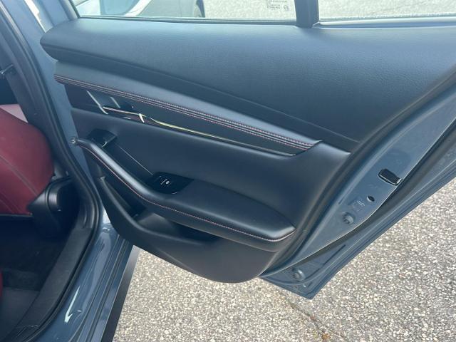 2024 Mazda Mazda3 2.5 S Carbon Edition