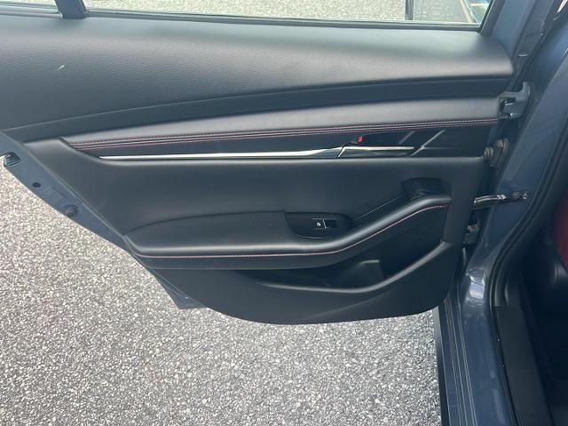 2024 Mazda Mazda3 2.5 S Carbon Edition