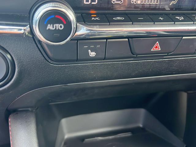 2024 Mazda Mazda3 2.5 S Carbon Edition