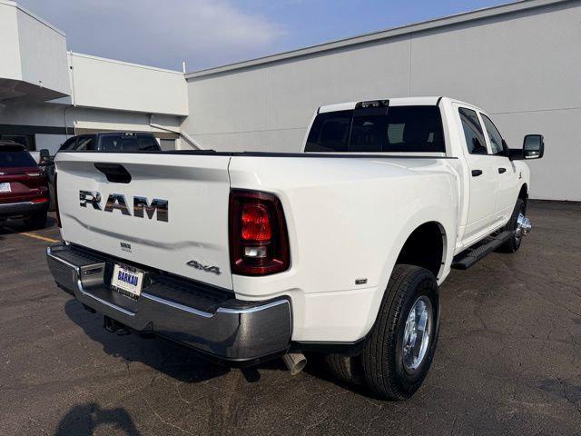 2026 RAM Ram 3500 RAM 3500 TRADESMAN CREW CAB 4X4 8 BOX