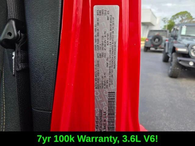 2025 Jeep Wrangler 4-Door Summit 4x4