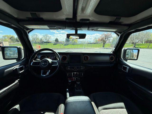 2022 Jeep Gladiator Sport