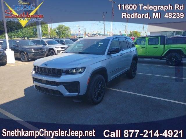 2026 Jeep Grand Cherokee Altitude 4x4 for sale in Redford, MI