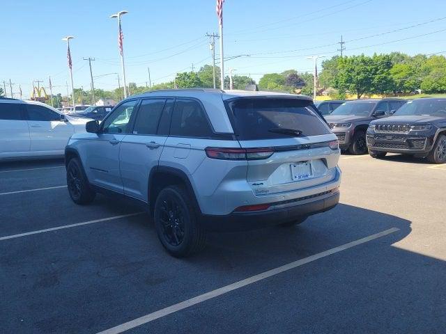 2026 Jeep Grand Cherokee Altitude 4x4