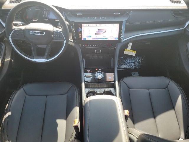 2026 Jeep Grand Cherokee 85th Anniversary Edition