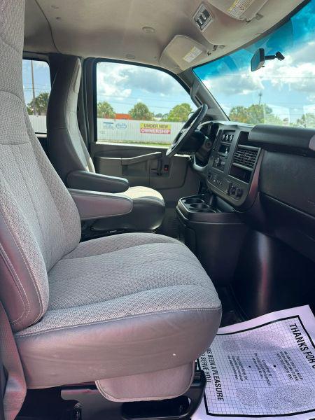 2016 Chevrolet Express LT