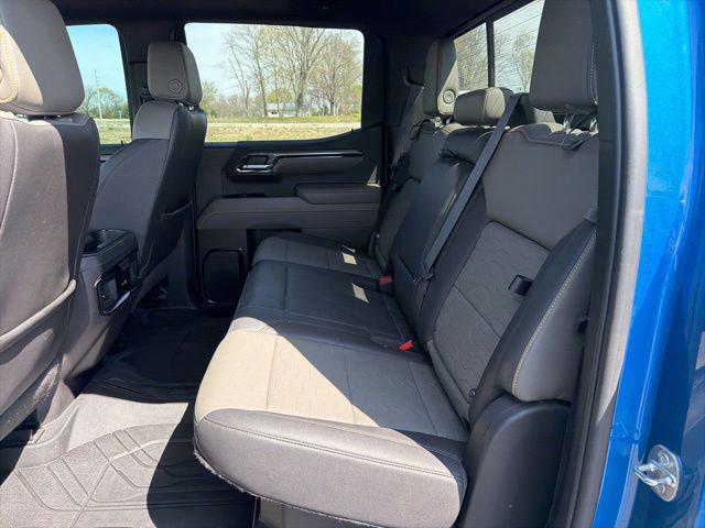 2022 Chevrolet Silverado 1500 4WD Crew Cab Short Bed ZR2