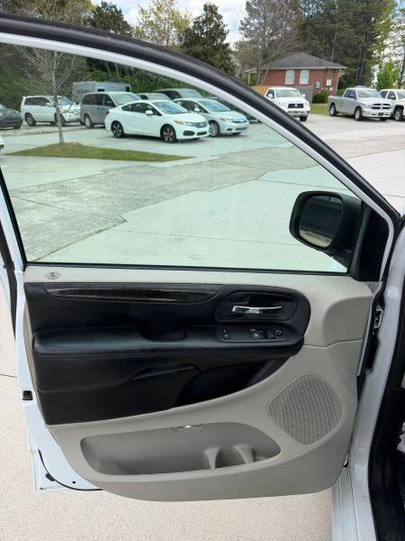 2015 Dodge Grand Caravan SE