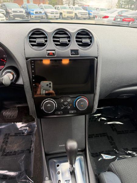 2010 Nissan Altima 3.5 SR