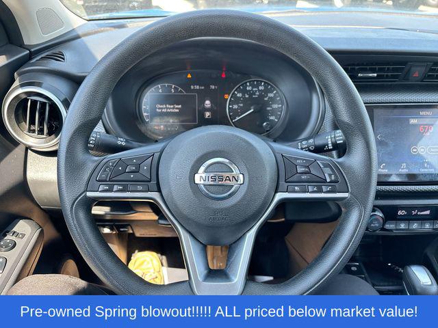 2021 Nissan Kicks SV Xtronic CVT