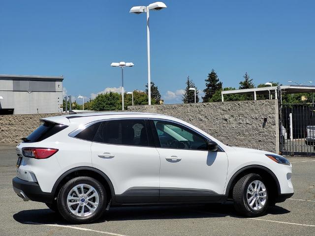 2022 Ford Escape SE Hybrid