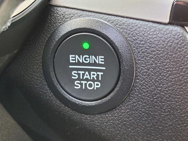 2022 Ford Escape SE Hybrid