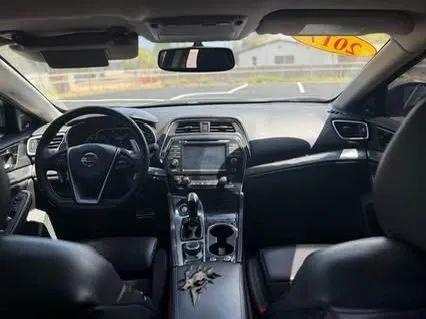 2017 Nissan Maxima 3.5 SR