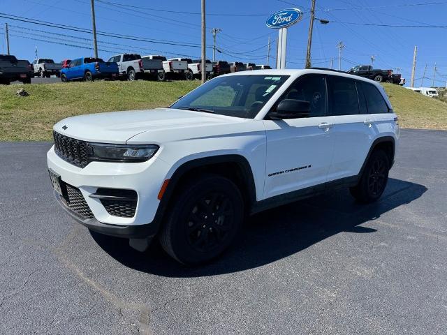 2025 Jeep Grand Cherokee Altitude 4x4 for sale in Branson, MO