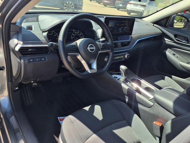 2026 Nissan Altima SV FWD