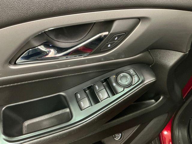 2023 Chevrolet Traverse AWD LT Cloth