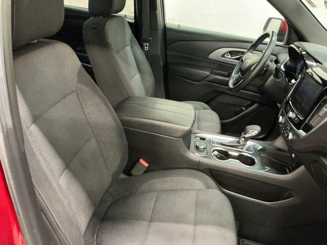 2023 Chevrolet Traverse AWD LT Cloth