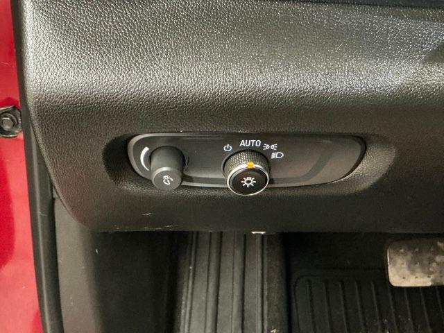 2023 Chevrolet Traverse AWD LT Cloth