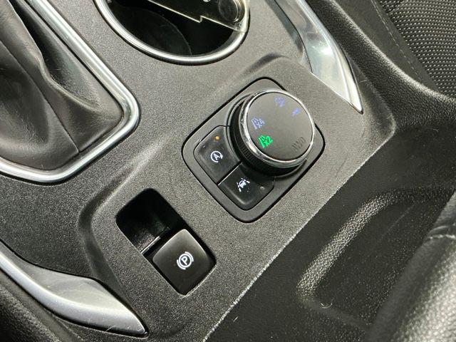 2023 Chevrolet Traverse AWD LT Cloth