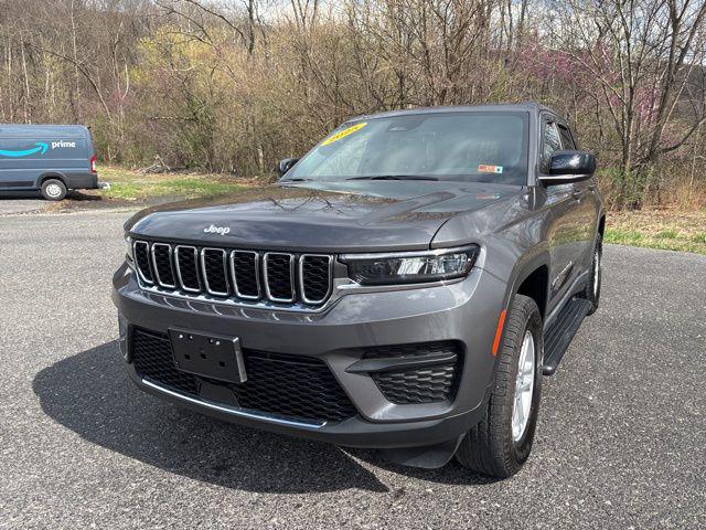 2025 Jeep Grand Cherokee Laredo 4x4