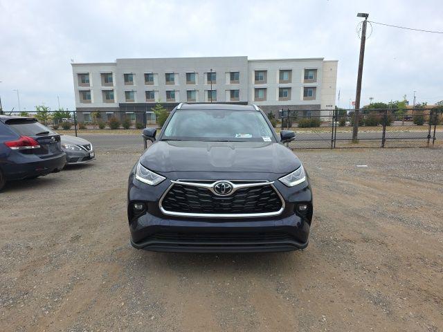 2026 Toyota Highlander Hybrid Limited