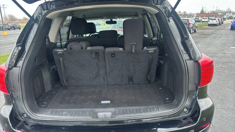 2017 Nissan Pathfinder SV
