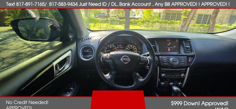 2019 Nissan Pathfinder SV